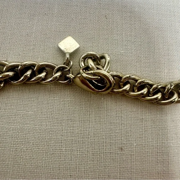 Banana Republic Emerald Cabochon and Crystal Statement Fashion Necklace - Picture 3 of 7